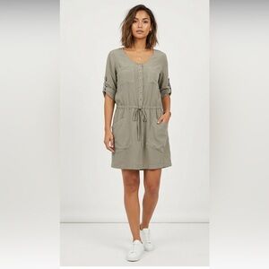 Club Monaco 100% Silk Utility Mini Shirt Dress Size 2 Green Minimalist